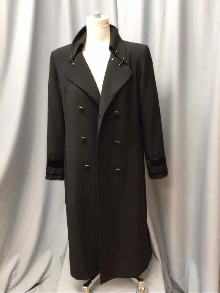 ALBERTO MAKALI SIZE 10 Ladies COAT