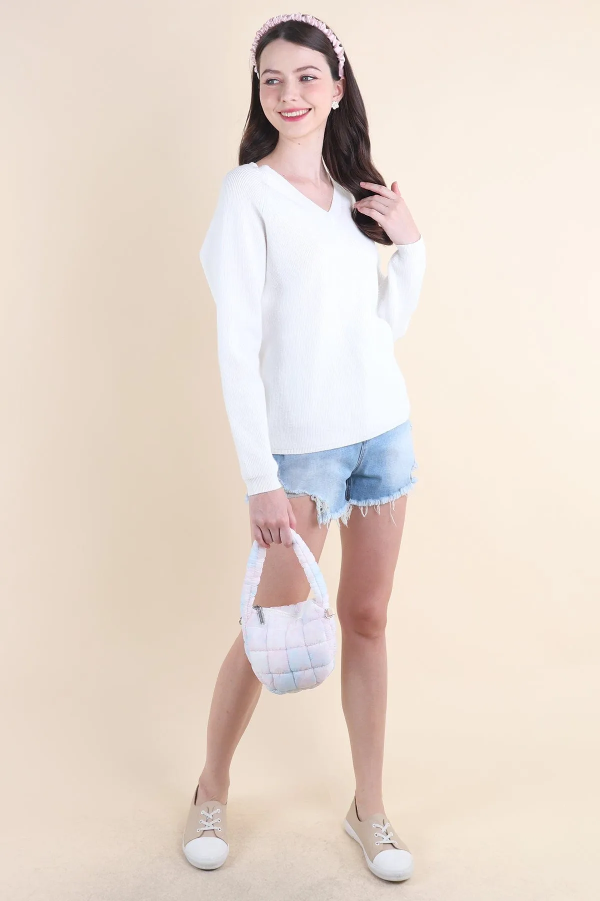 AUBREE KNIT PULLOVER IN WHITE