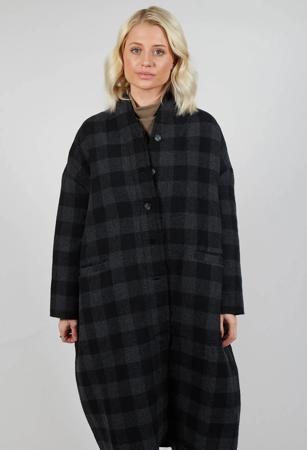 Azimut Coat in Nero