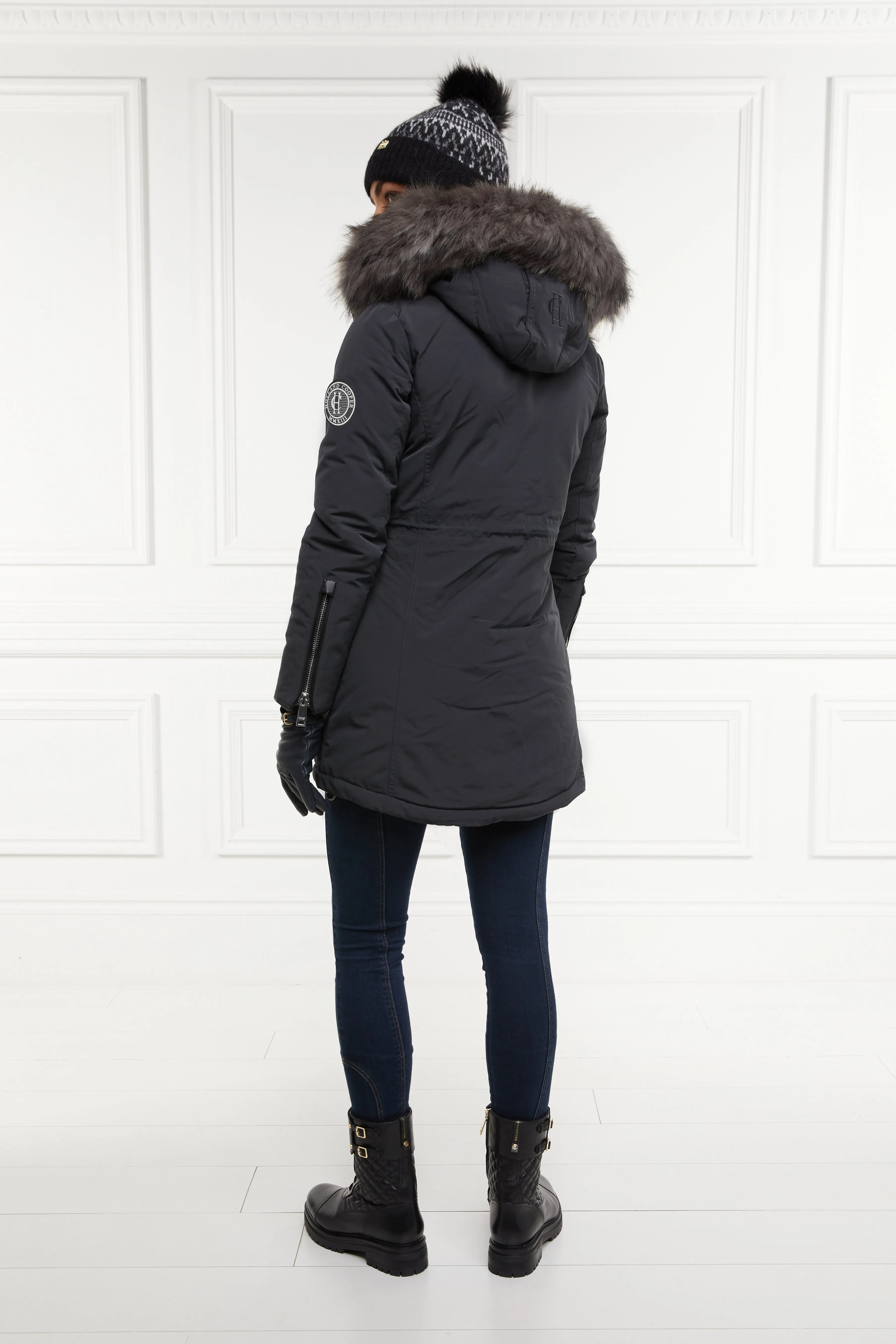 Stylish Charcoal Corvara Parka with Insulated Warmth and Modern Fit