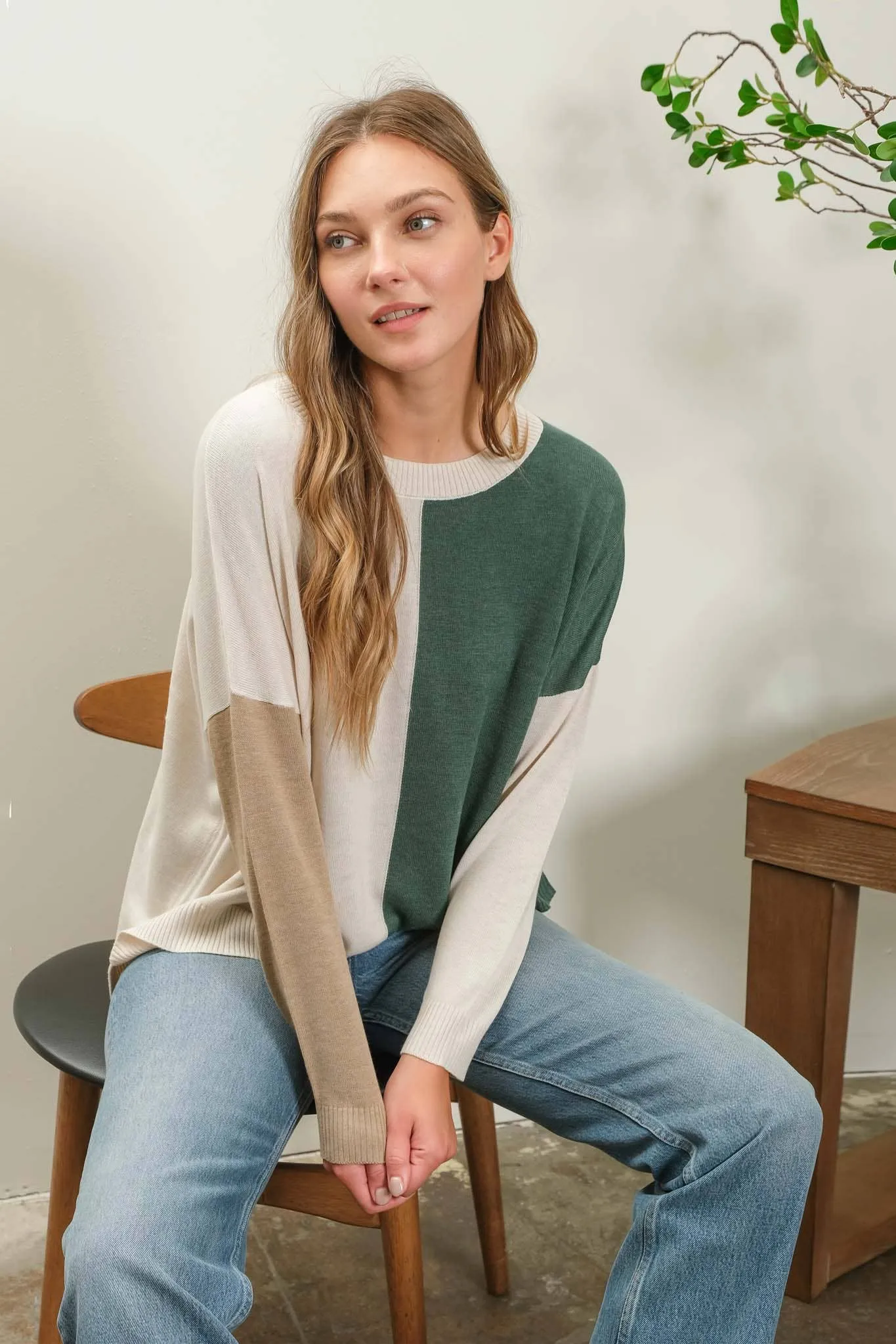 RELAXED COLORBLOCK SWEATER