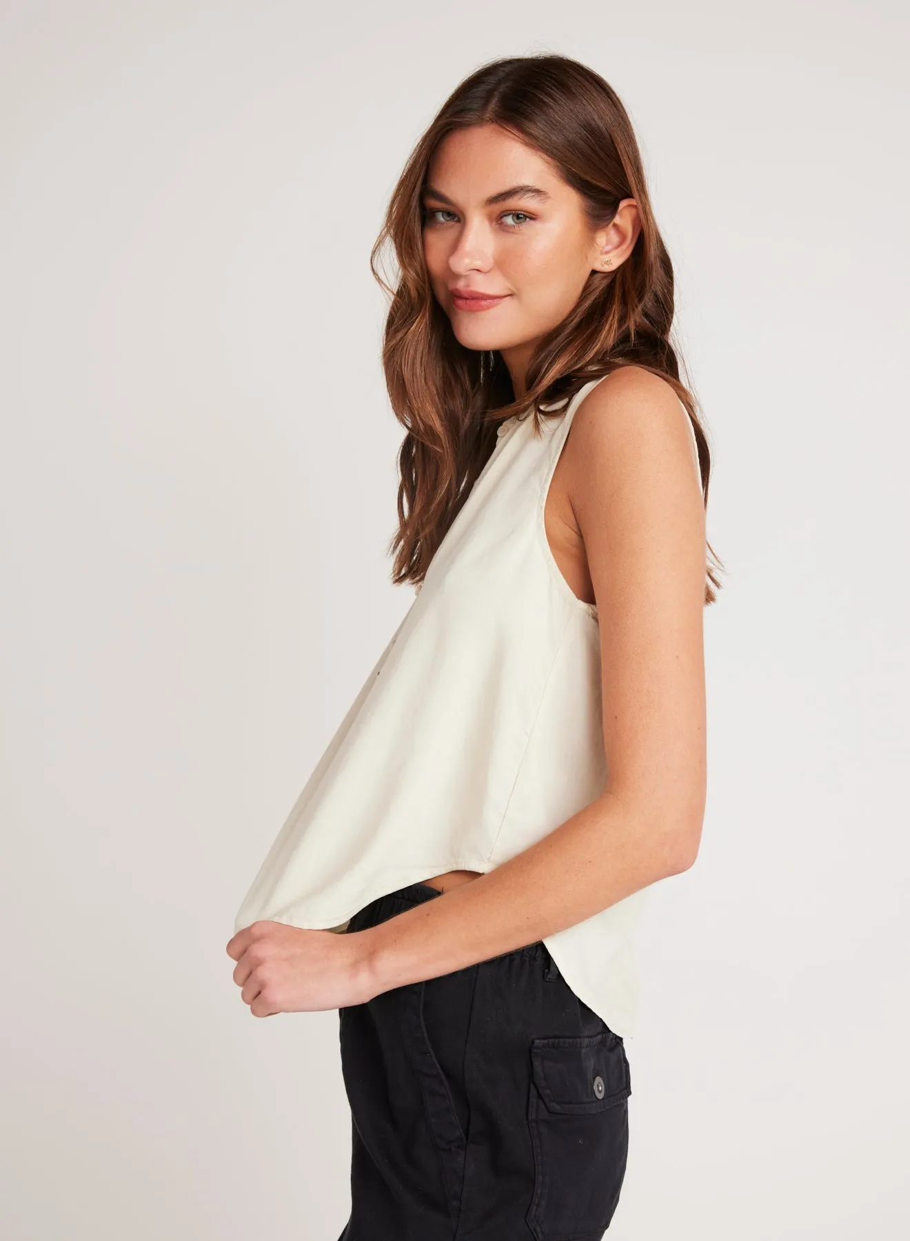 Sleeveless Pullover - Cliffside