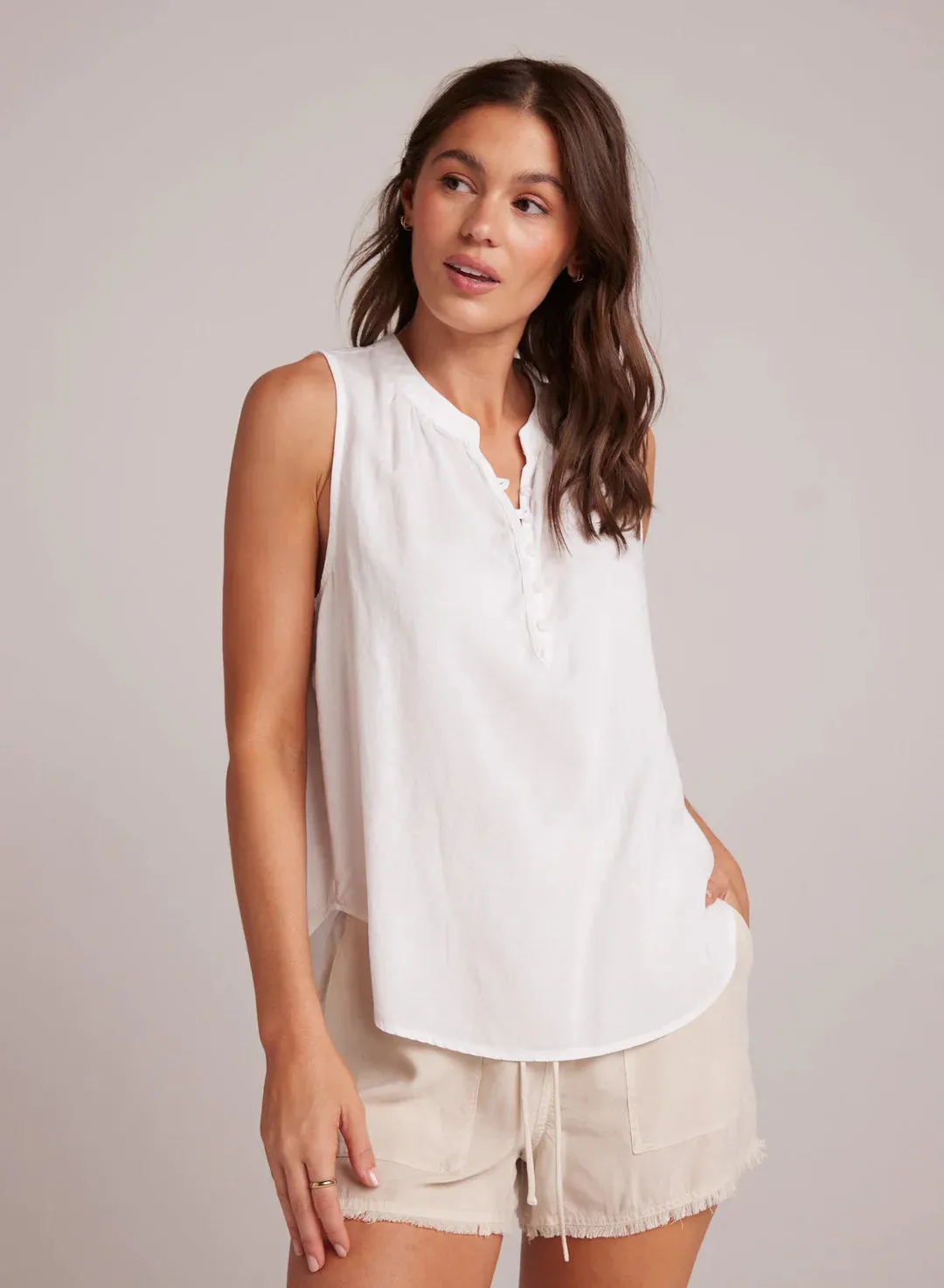 SLEEVELESS PULLOVER (WHITE) - BELLA DAHL